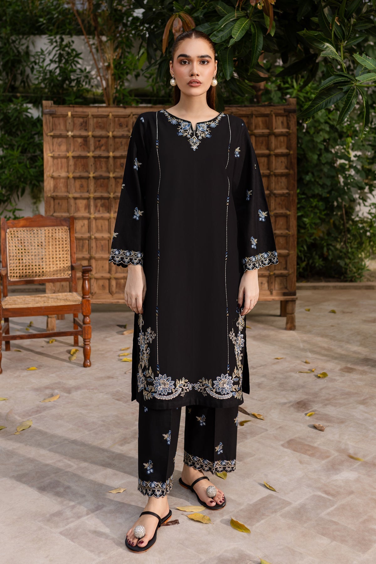 Nashwa -2Pc Stitched