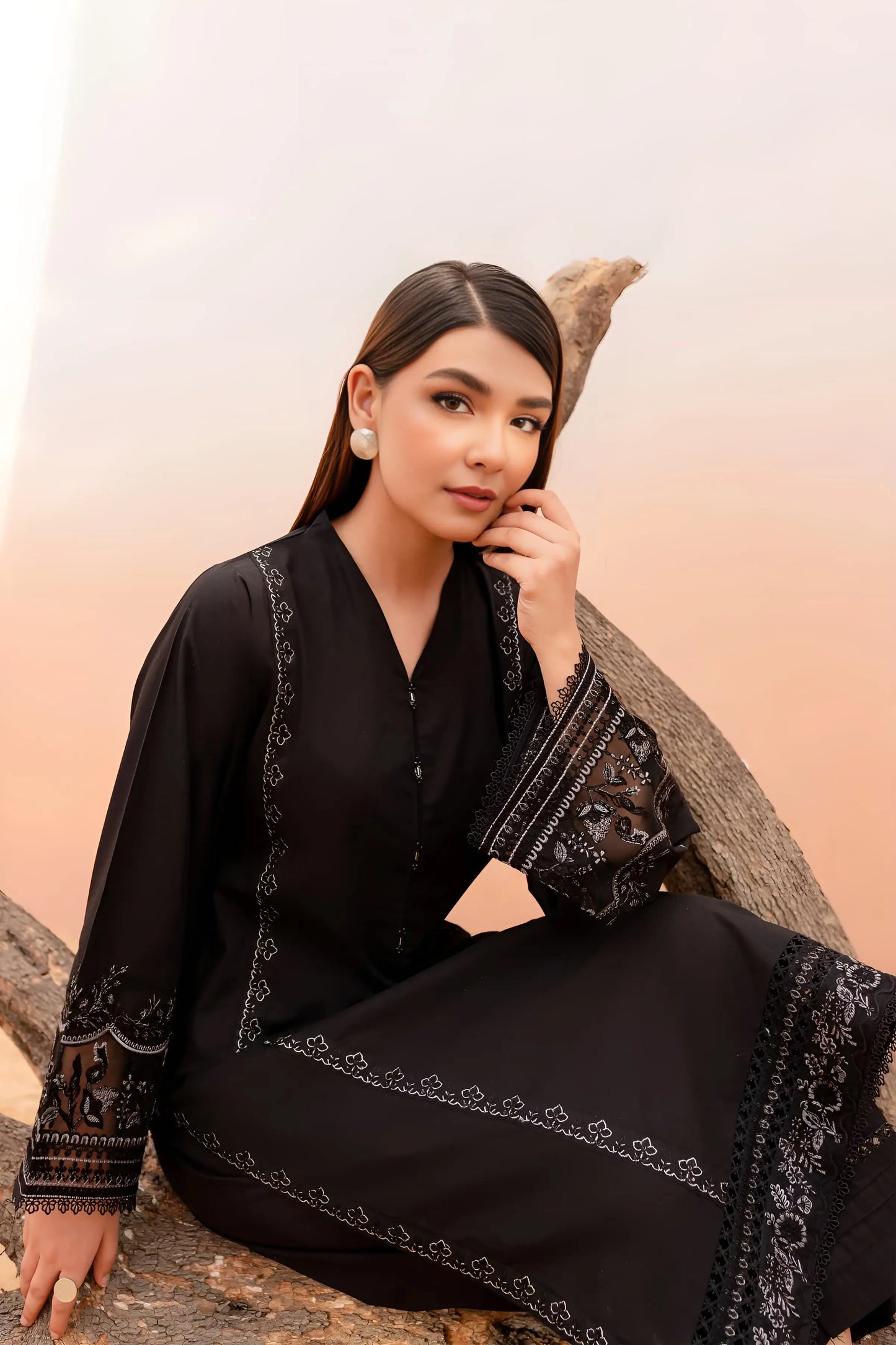 Black Rose - 2Pc Stitched