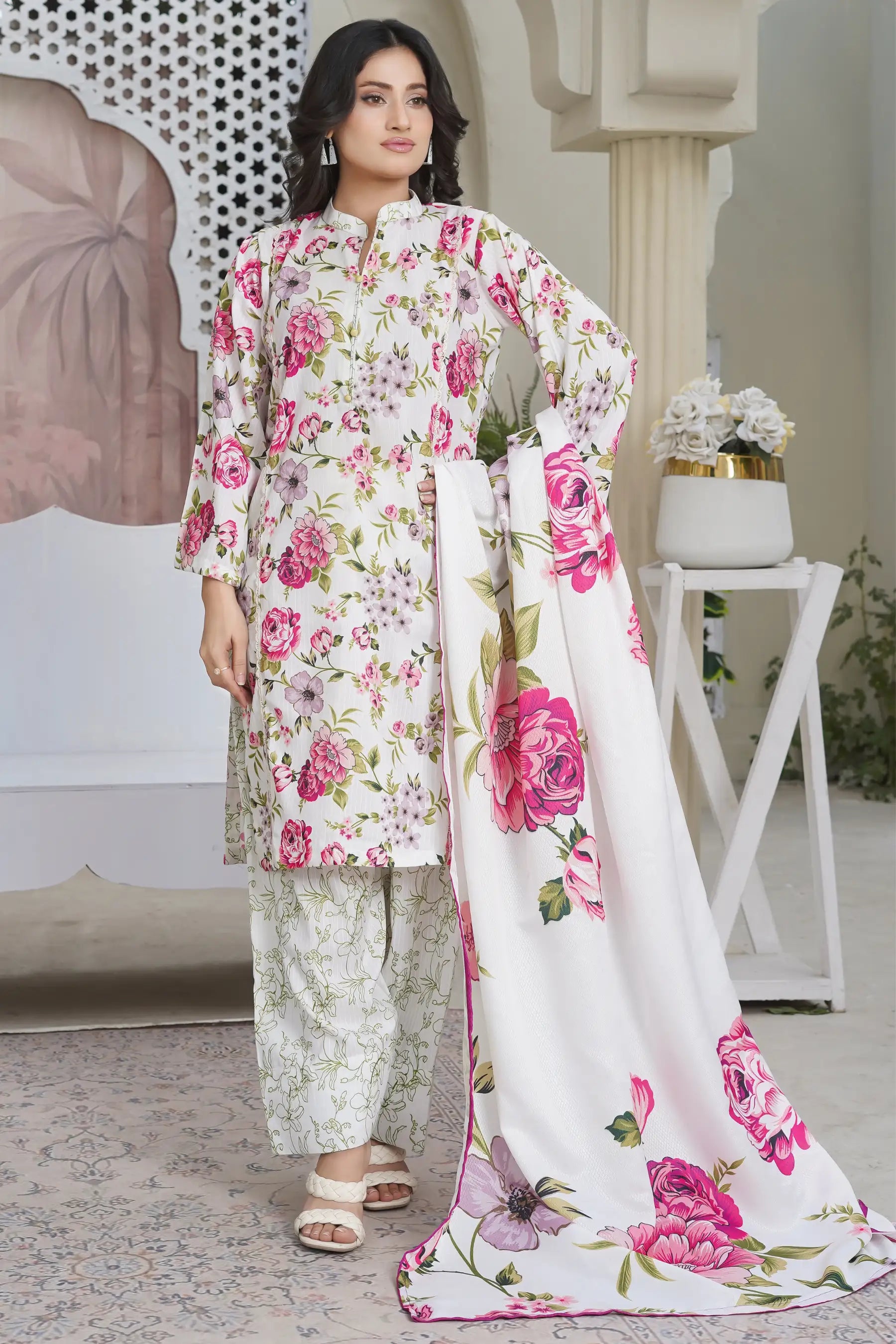 Sapphire 3 Piece Stitched Suit white color variant